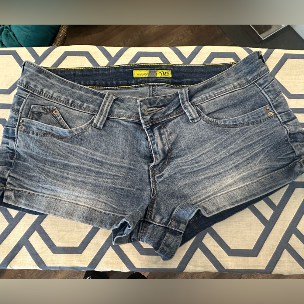YMI junior size 7 indigo wash shorts